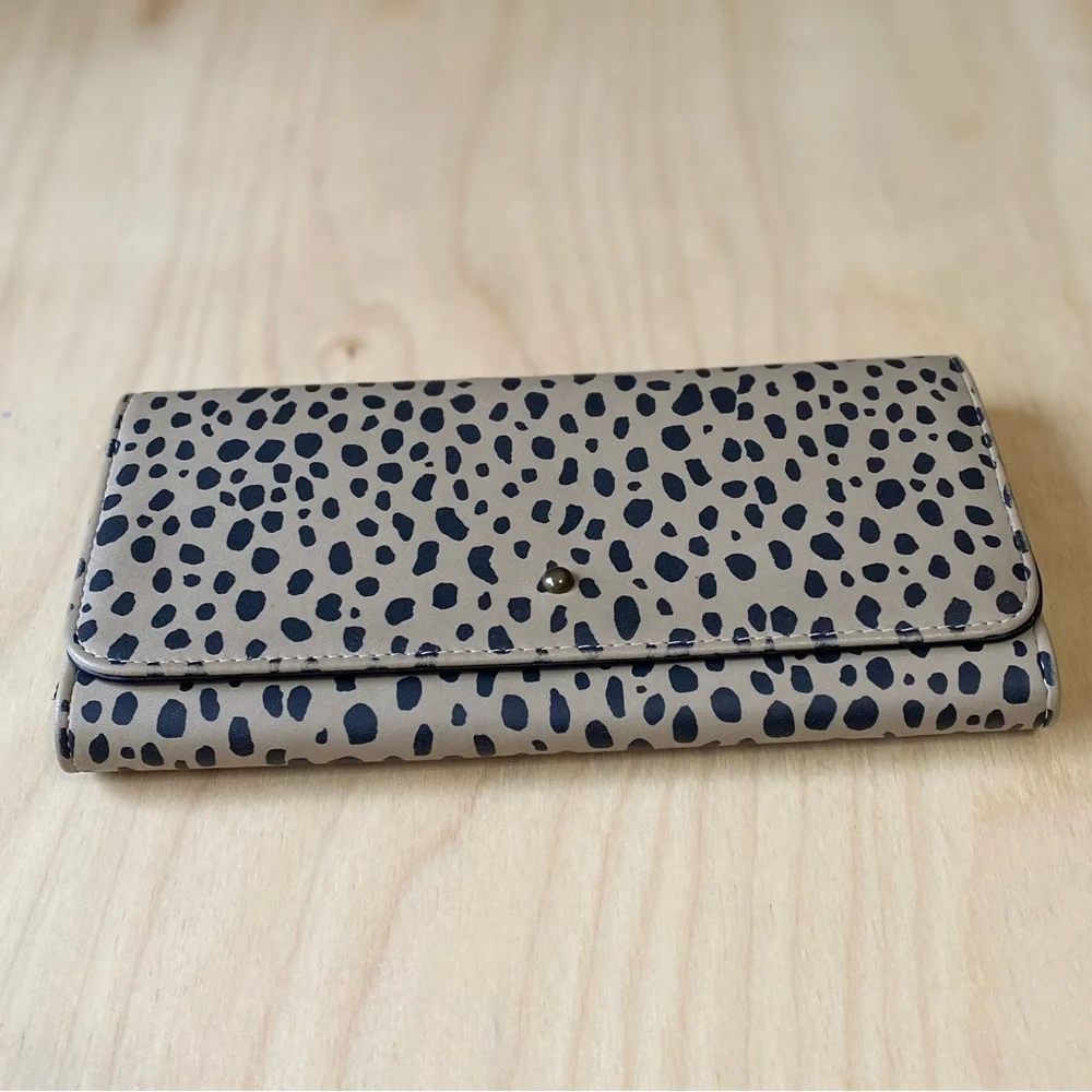 Universal Thread Tan and Black Leopard Wallet